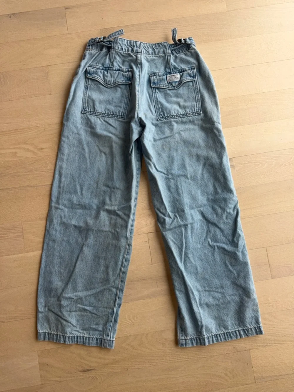Levi's Surplus Straight Women's Jeans - Picture 1 of 9